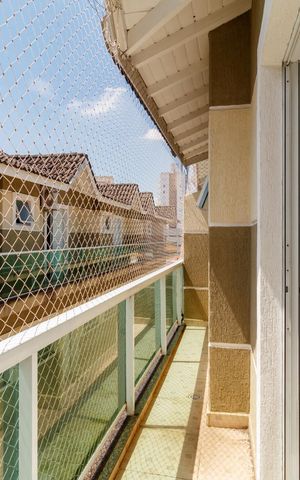 Casa de condomínio à venda com 100m², 3 quartos e 2 vagas Casa de condomínio à venda com 100m², 3 quartos e 2 vagasVaranda da Suíte