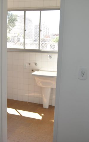 Apartamento à venda com 58m², 2 quartos e 1 vagaÁrea de Serviço