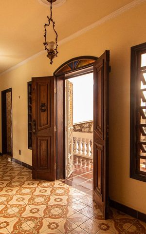 Casa para alugar com 150m², 4 quartos e 6 vagas Casa para alugar com 150m², 4 quartos e 6 vagasAcesso Quartos