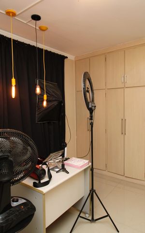 Casa à venda com 300m², 2 quartos e 3 vagasSuíte