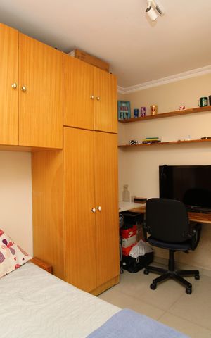 Casa à venda com 300m², 2 quartos e 3 vagasQuarto