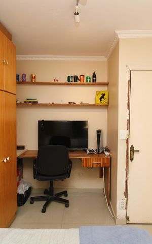 Casa à venda com 300m², 2 quartos e 3 vagasQuarto
