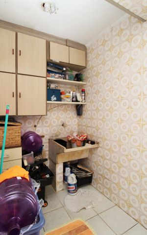 Casa à venda com 300m², 2 quartos e 3 vagasÁrea de Serviço