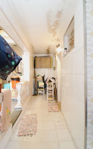 Casa à venda com 300m², 2 quartos e 3 vagasÁrea de Serviço