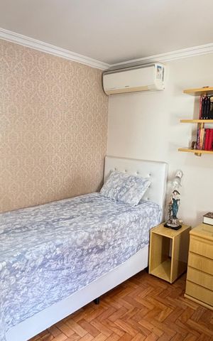 Casa à venda com 200m², 3 quartos e 3 vagas Casa à venda com 200m², 3 quartos e 3 vagasQuarto 1
