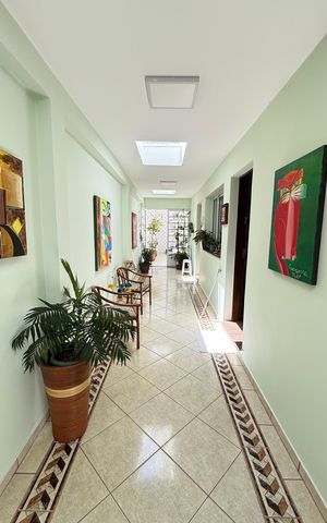 Casa à venda com 200m², 3 quartos e 3 vagas Casa à venda com 200m², 3 quartos e 3 vagasQuintal