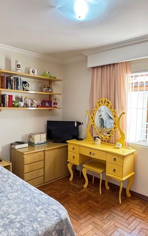 Casa à venda com 200m², 3 quartos e 3 vagas Casa à venda com 200m², 3 quartos e 3 vagasQuarto 1