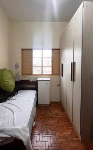 Casa à venda com 300m², 3 quartos e 3 vagasQuarto 2