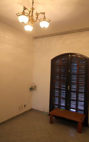 Casa à venda com 145m², 7 quartos e 2 vagas Casa à venda com 145m², 7 quartos e 2 vagasQuarto 2