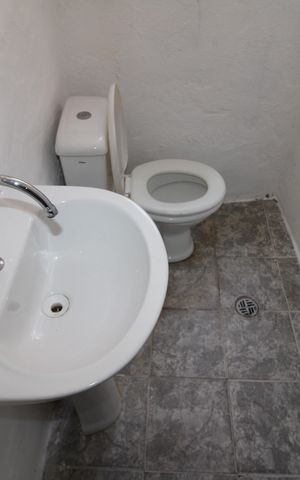 Casa para alugar com 56m², 1 quarto e sem vagaBanheiro