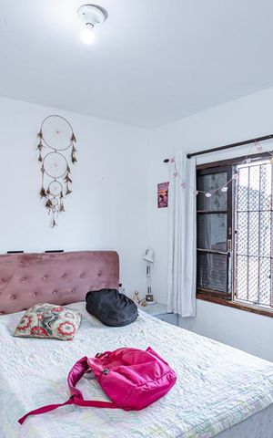 Casa à venda com 160m², 3 quartos e 2 vagas Casa à venda com 160m², 3 quartos e 2 vagasQuarto 2