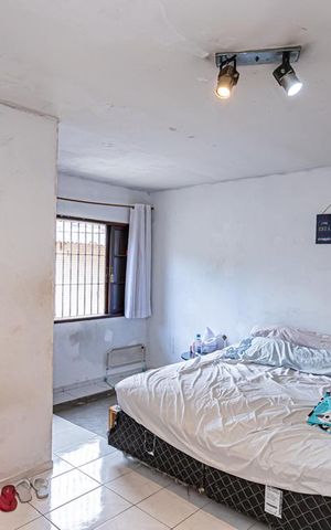 Casa à venda com 160m², 3 quartos e 2 vagas Casa à venda com 160m², 3 quartos e 2 vagasSuite