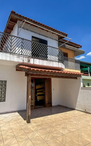 Casa para alugar com 115m², 3 quartos e 2 vagas Casa para alugar com 115m², 3 quartos e 2 vagasVaranda