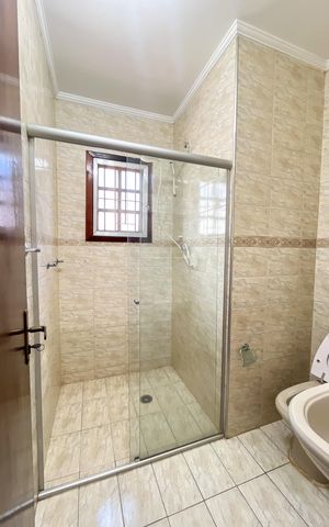 Casa para alugar com 115m², 3 quartos e 2 vagas Casa para alugar com 115m², 3 quartos e 2 vagasBanheiro da Suíte