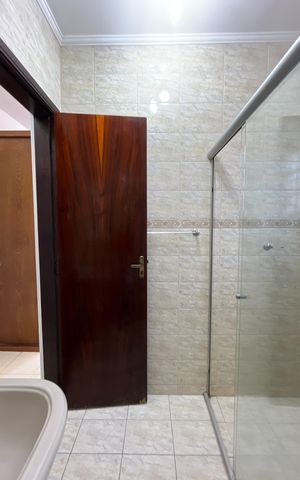 Casa para alugar com 115m², 3 quartos e 2 vagas Casa para alugar com 115m², 3 quartos e 2 vagasBanheiro da Suíte