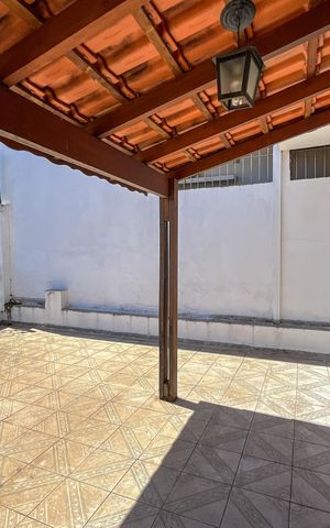 Casa para alugar com 115m², 3 quartos e 2 vagas Casa para alugar com 115m², 3 quartos e 2 vagasVaranda