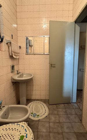 Casa à venda com 240m², 3 quartos e 1 vaga Casa à venda com 240m², 3 quartos e 1 vagaBanheiro 1