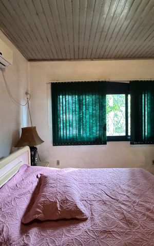 Casa à venda com 240m², 3 quartos e 1 vaga Casa à venda com 240m², 3 quartos e 1 vagaQuarto