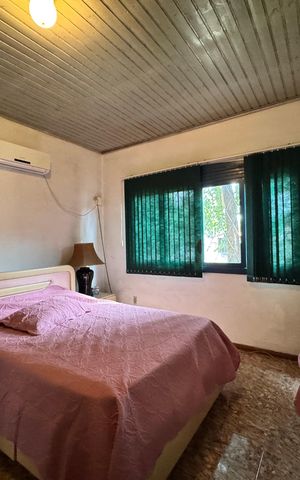 Casa à venda com 240m², 3 quartos e 1 vaga Casa à venda com 240m², 3 quartos e 1 vagaQuarto
