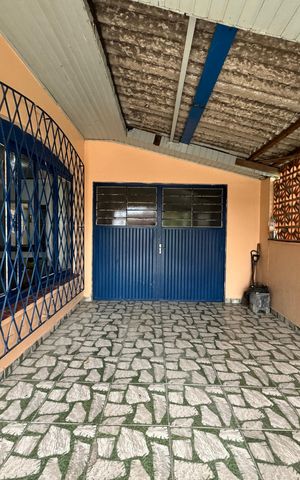 Casa à venda com 240m², 3 quartos e 1 vaga Casa à venda com 240m², 3 quartos e 1 vagaQuintal