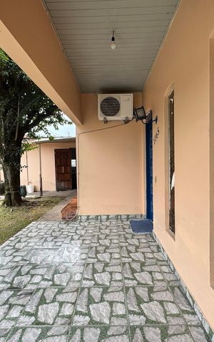 Casa à venda com 240m², 3 quartos e 1 vaga Casa à venda com 240m², 3 quartos e 1 vagaQuintal