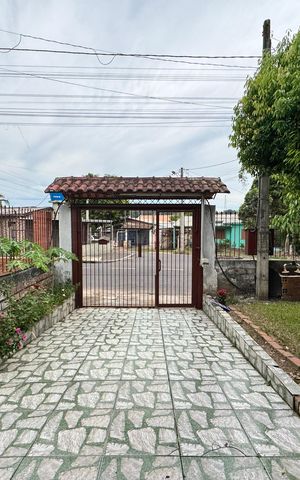 Casa à venda com 240m², 3 quartos e 1 vaga Casa à venda com 240m², 3 quartos e 1 vagaQuintal