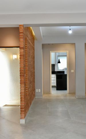 Casa à venda com 190m², 3 quartos e 3 vagas Casa à venda com 190m², 3 quartos e 3 vagasSala