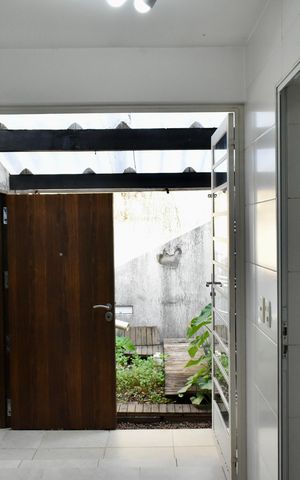 Casa à venda com 190m², 3 quartos e 3 vagas Casa à venda com 190m², 3 quartos e 3 vagasÁrea de Serviço