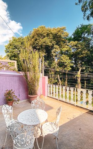 Casa à venda com 180m², 4 quartos e 2 vagas Casa à venda com 180m², 4 quartos e 2 vagasVaranda do Quarto 2