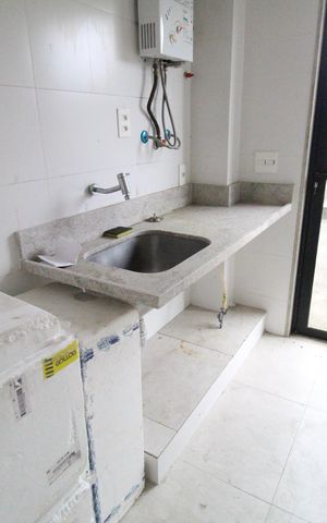 Casa de condomínio à venda com 201m², 5 quartos e 1 vagaÁrea de serviço