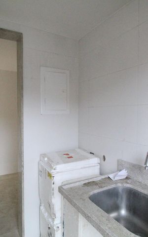 Casa de condomínio à venda com 201m², 5 quartos e 1 vagaÁrea de serviço