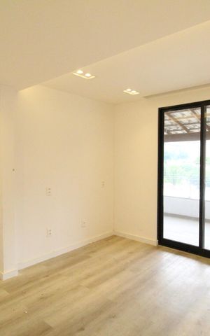 Casa de condomínio à venda com 201m², 5 quartos e 1 vagaSuíte 3