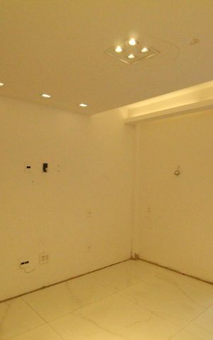 Casa de condomínio à venda com 201m², 5 quartos e 1 vagaQuarto