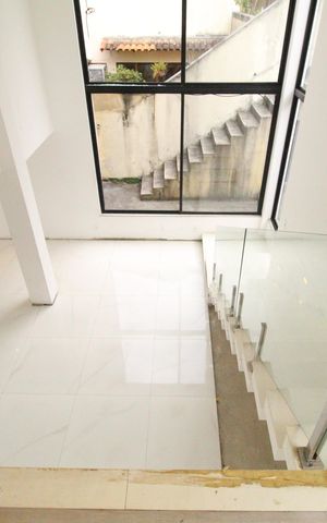 Casa de condomínio à venda com 201m², 5 quartos e 1 vagaMezanino