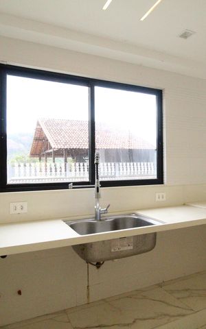 Casa de condomínio à venda com 201m², 5 quartos e 1 vagaCozinha