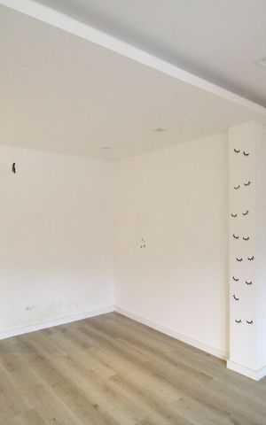 Casa de condomínio à venda com 201m², 5 quartos e 1 vagaSuíte 2