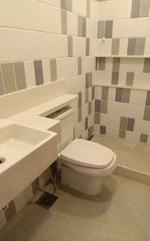 Casa de condomínio à venda com 201m², 5 quartos e 1 vagaBanheiro da suíte 3