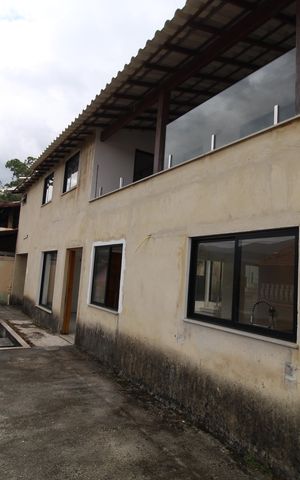 Casa de condomínio à venda com 201m², 5 quartos e 1 vagaFrente da casa