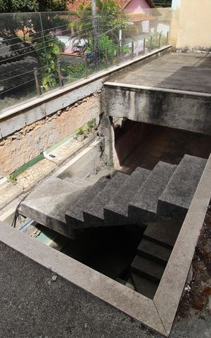 Casa de condomínio à venda com 201m², 5 quartos e 1 vagaVaranda da frente - Entrada 