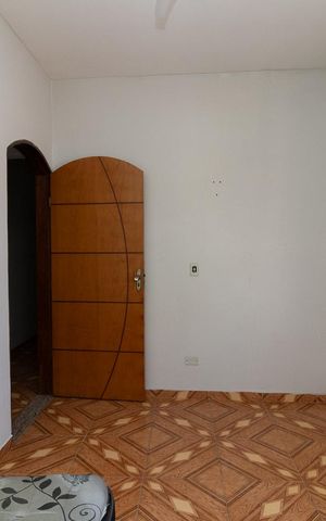 Casa à venda com 125m², 1 quarto e sem vagaQuarto 2