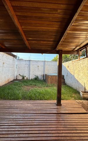 Casa à venda com 80m², 2 quartos e 1 vaga Casa à venda com 80m², 2 quartos e 1 vagaÁrea comum