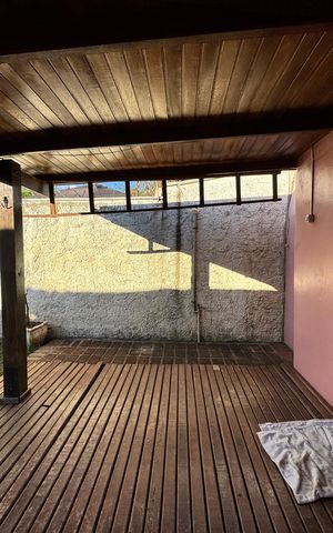 Casa à venda com 80m², 2 quartos e 1 vaga Casa à venda com 80m², 2 quartos e 1 vagaÁrea comum