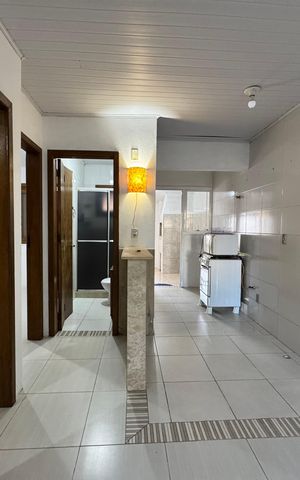 Casa à venda com 80m², 2 quartos e 1 vaga Casa à venda com 80m², 2 quartos e 1 vagaSala/Cozinha