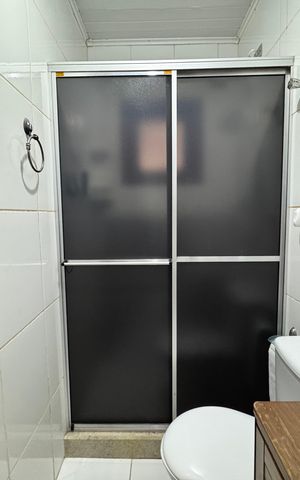 Casa à venda com 80m², 2 quartos e 1 vaga Casa à venda com 80m², 2 quartos e 1 vagaBanheiro