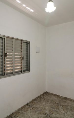Casa à venda com 150m², 2 quartos e 1 vagaQuarto