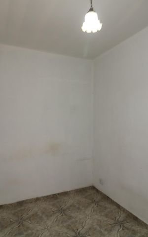 Casa à venda com 150m², 2 quartos e 1 vagaQuarto