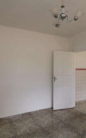 Casa à venda com 150m², 2 quartos e 1 vagaSala