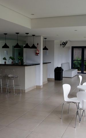Apartamento para alugar com 53m², 2 quartos e 1 vaga Apartamento para alugar com 53m², 2 quartos e 1 vagaÁrea comum - Salão de festas