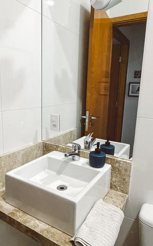 Casa de condomínio à venda com 200m², 3 quartos e 4 vagas Casa de condomínio à venda com 200m², 3 quartos e 4 vagasBanheiro