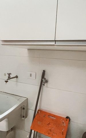 Casa de condomínio à venda com 200m², 3 quartos e 4 vagas Casa de condomínio à venda com 200m², 3 quartos e 4 vagasÁrea de Serviço